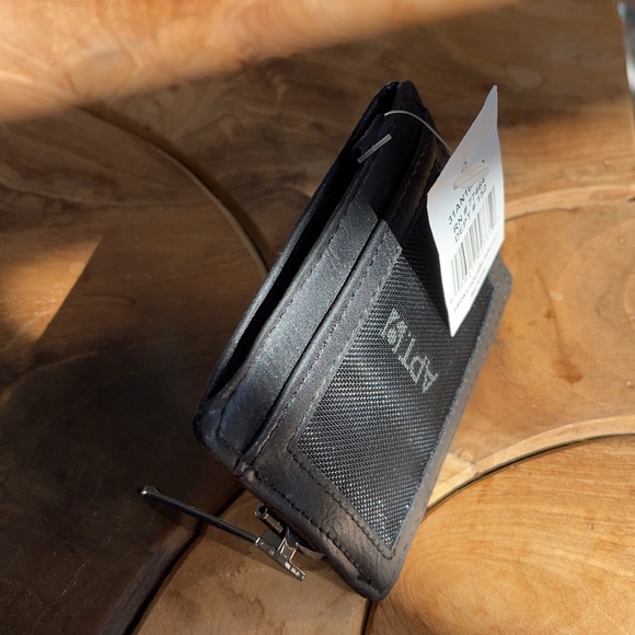 APT 9 Card Holder + Data/RFiD protection - Picture 3 of 3